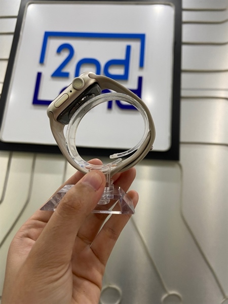 Đồng hồ Apple Watch Series 9/41mm - LL/A - GPS - 64GB - Pin 95% - Viền nhôm - Màu kem - Ngoại hình: 98% - Kèm sạc 2