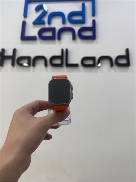 Đồng hồ Apple Watch Ultra 1/49mm - VN/A - Bản LTE ( hỗ trợ esim) - WatchOS 26.1 - Pin 84% - Viền titan - Màu bạc - Ngoại hình 98% - Kèm sạc