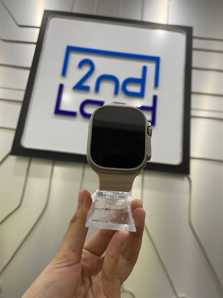 Đồng hồ Apple Watch Ultra 2/49mm - ZP/A - LTE ( có esim ) - Pin 100% - Màu titan tự nhiên - Ngoại hình: 98% - Kèm sạc