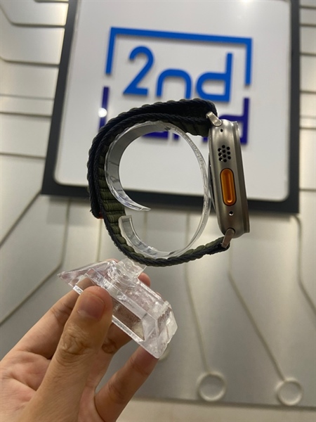 Đồng hồ Apple Watch Ultra 2 - LW/A - Esim - Màu xám - Ngoại hình: 98% - Kèm sạc 1
