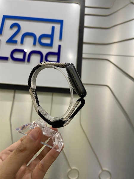 Đồng hồ Apple WatchSeries 4/44mm - ZA/A - 16GB - Pin 100% đã thay - Màu đen - Ngoại hình: 97% - Trầy viền, màn ép kính - Body 1