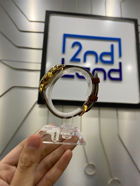 Đồng hồ Burberry The Classic Horseferry Check BU10104 - Màu vàng - Ngoại hình: 97% - Body 2