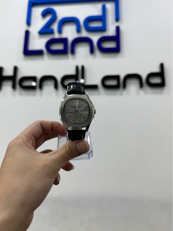 Đồng hồ Carnival Automatic 8115G-VT-DD-N ( 8115G ) - 40mm - Màu bạc, dây đen - Ngoại hình 97% - Kính trầy viền - Kèm box