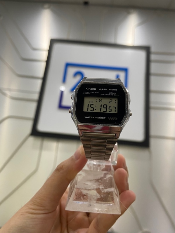 Đồng hồ Casio A158WE - Màu bạc - Ngoại hình: 97% - Xước - Body