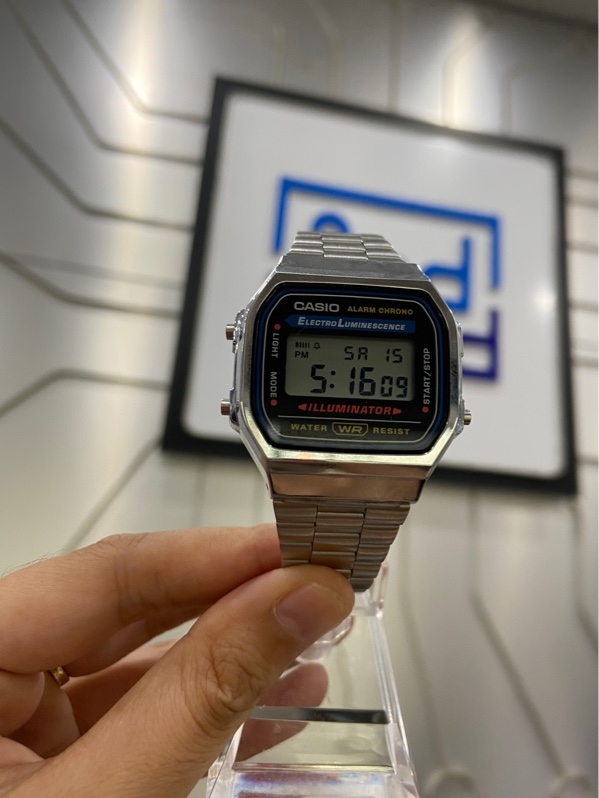 Đồng hồ Casio A168WA-1WDF - Màu bạc - Ngoại hình: 97.5% - Body