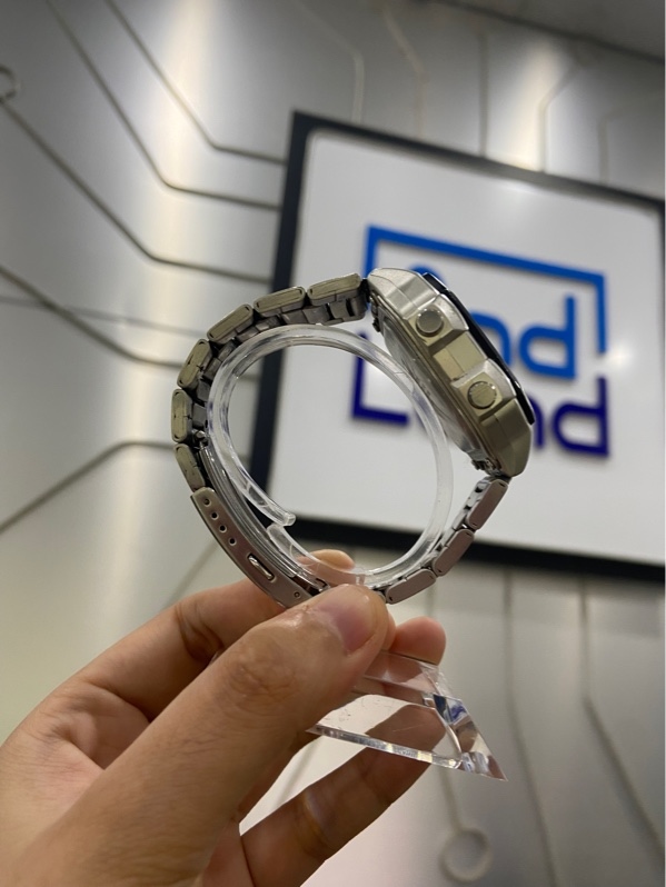 Đồng hồ Casio AE-1200WH - Màu bạc - Ngoại hình: 98% - Kính xước dăm nhiều - Body