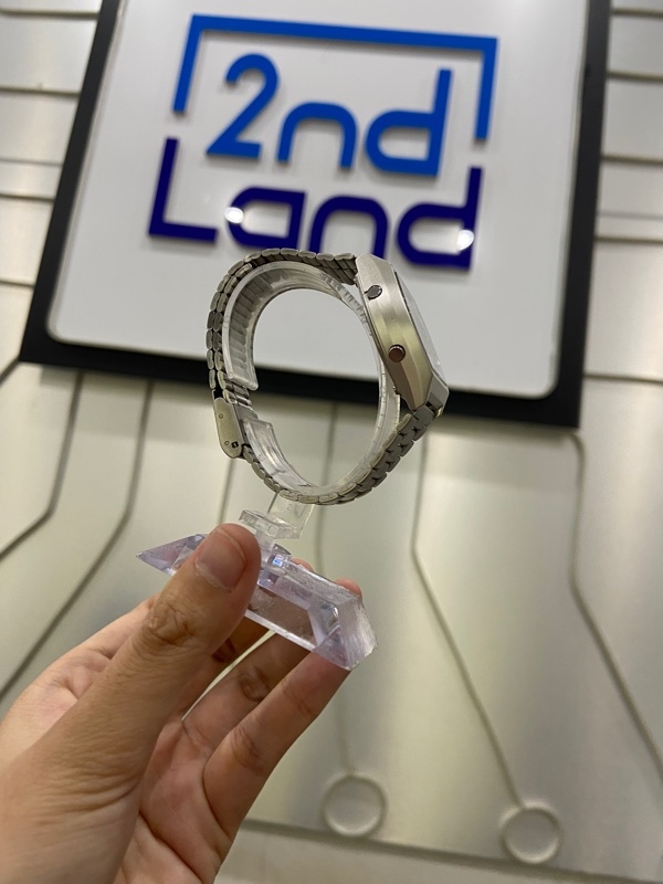 Đồng hồ Casio B640WDG-7DF - 35mm - Màu bạc - Ngoại hình: 97% - Kính trầy - Body