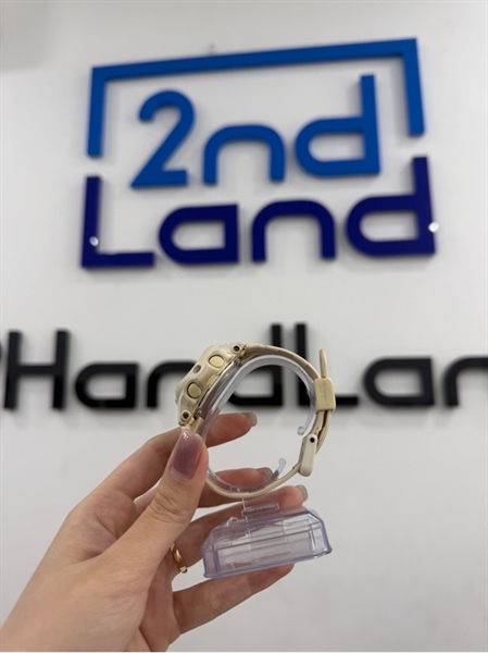 Đồng hồ Casio Baby G BG 169R 7DDR - 42mm - Màu trắng - Ố vàng - Ngoại hình 97% - Body