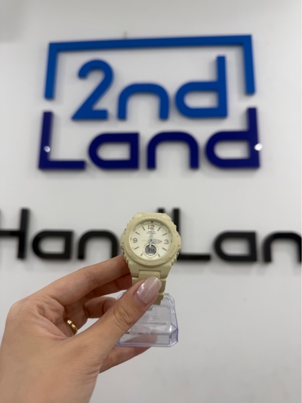 Đồng hồ casio Baby-G BGA-260-7ADR - Màu trắng - Ngoại hình 97% - Ố vàng - Box