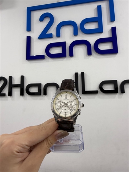 Đồng hồ Casio Edifice EFR-517 - Màu bạc - Ngoại hình 96% - Dây da nâu - Kính trầy , viền trầy - Body