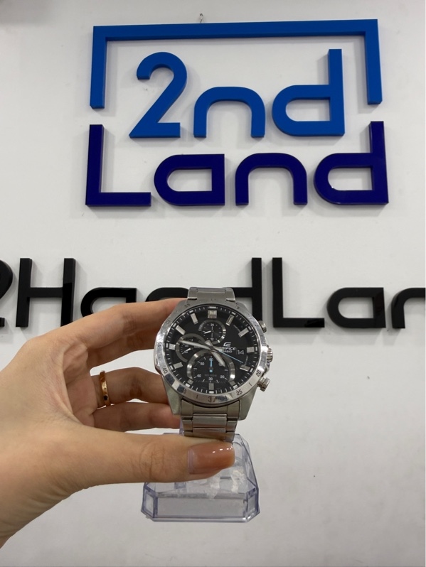 Đồng hồ Casio Edifice EFR-571D-1AVUDF - Màu bạc - Ngoại hình 96% - Kính trầy , viền số trầy nặng , viền trầy , mất màu số nhiều - Kèm Box