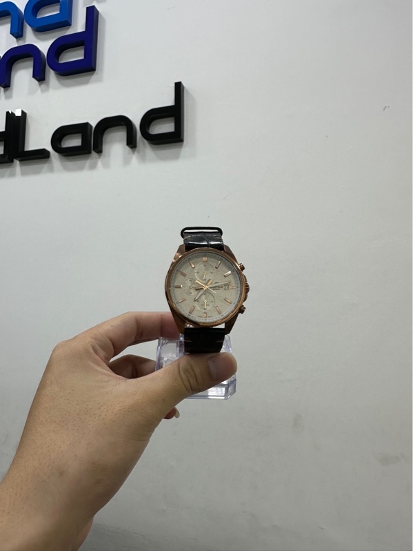 Đồng hồ Casio Edifice EFV-610CL-7AVUDF- 42mm - Màu đồng - Ngoại hình 97% - Dây da xuống cấp nhẹ - Body