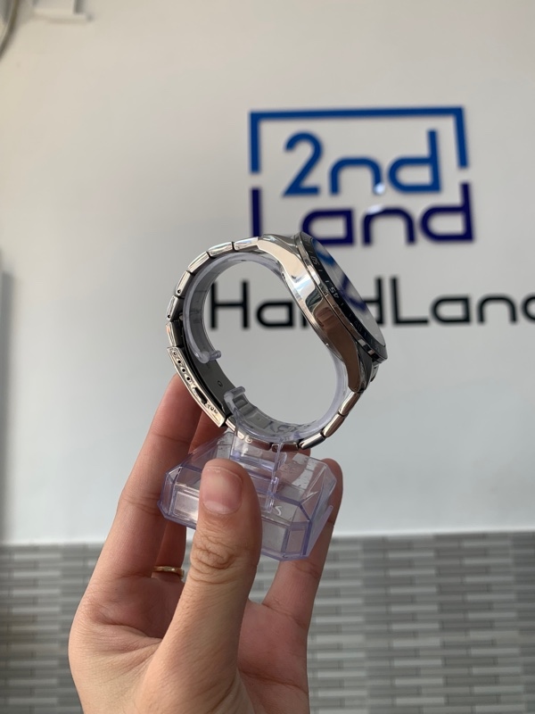 Đồng hồ Casio Edifice EFV-620 DW - Khung bạc mặt đen - Ngoại hình: 97% - Fullbox