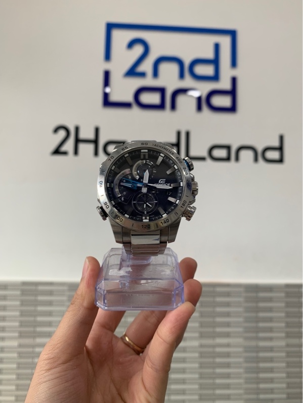 Đồng hồ Casio Edifice EQB-800 - 50mm - Màu đen - Ngoại hình: 97% - Khung trầy, mặt trầy - Body