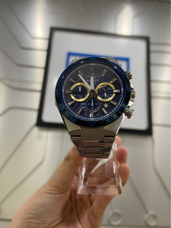 Đồng hồ Casio Edifice EQS-800BCD-2AVUDF - 50mm - Màu bạc - Ngoại hình: 97% - Xước kính nhẹ - Body