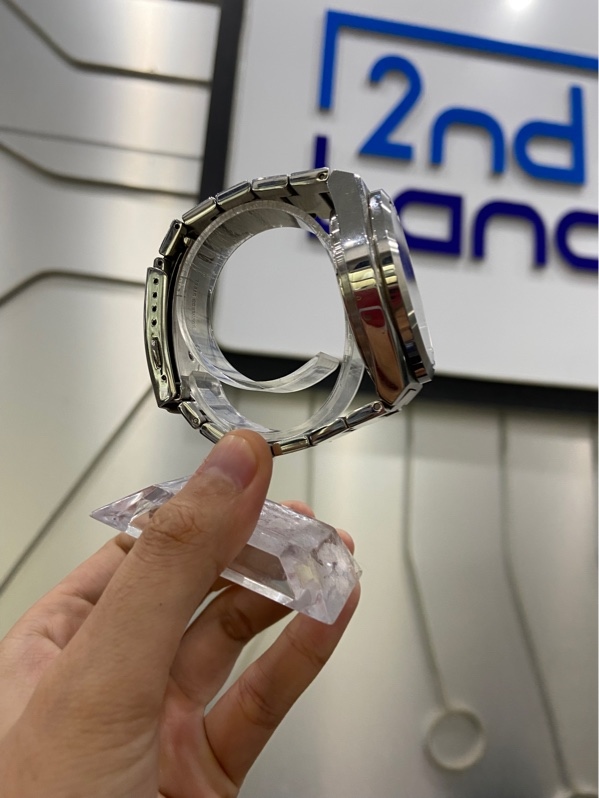 Đồng hồ Casio Edifice Solar Chronograph EQS-950- Màu bạc - Ngoại hình: 98% - FullBox