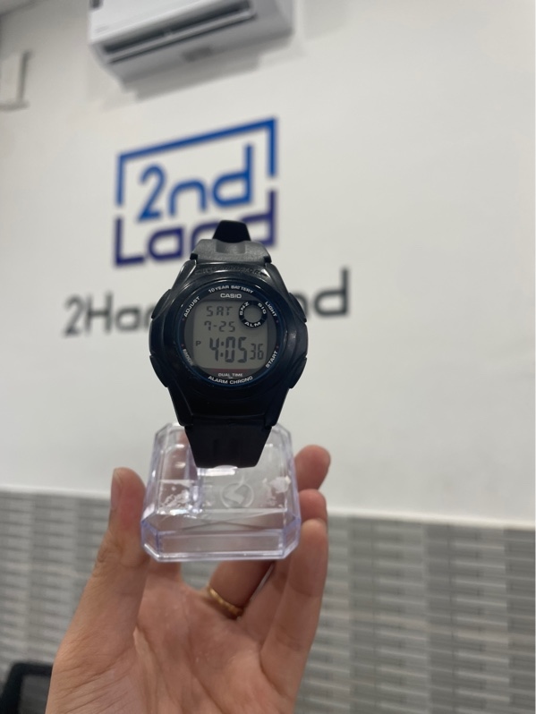 Đồng hồ Casio F-200W-1ADF - Màu đen - Ngoại hình 96% - Trầy, mòn, đã thay dây - Body