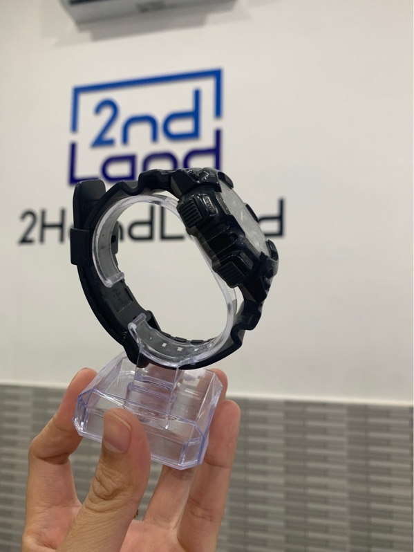 Đồng hồ Casio G-shock AEQ-110 - Màu đen - Ngoại hình: 97% - Kính trầy nhẹ - Body