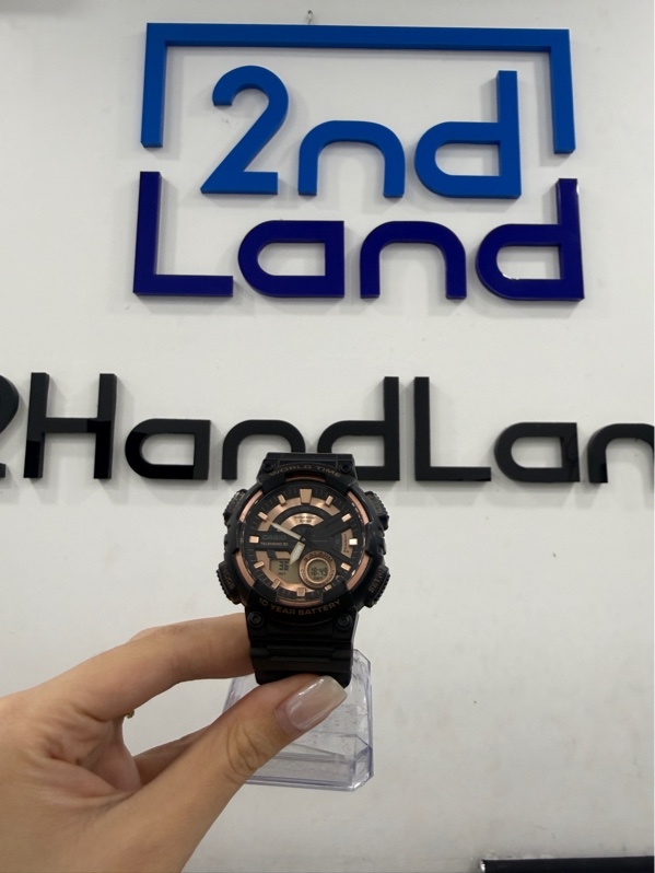 Đồng hồ Casio G-shock AEQ-110W-1A3V - Màu đen - Ngoại hình 97% - Kính trầy nhiều , lưng trầy , mất đèn nền - Kèm Box rách