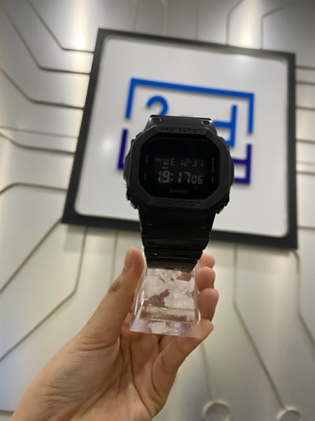 Đồng hồ Casio G-Shock DW-5600 BB - Màu đen - Ngoại hình: 97% - Body