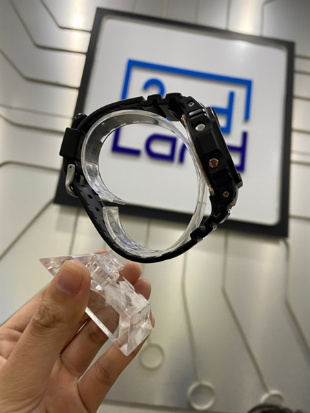 Đồng hồ Casio G-Shock DW-5600 BB - Màu đen - Ngoại hình: 97% - Body 1