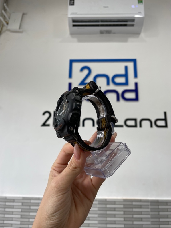 Đồng hồ Casio G-Shock GA-100MC - Màu đen - Ngoại hình: 97% - Màn xước - Body