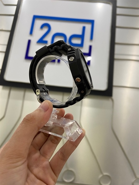 Đồng hồ Casio G-Shock GA-2100-1A2DR - 45mm - Màu đen - Ngoại hình: 98% - Body 1