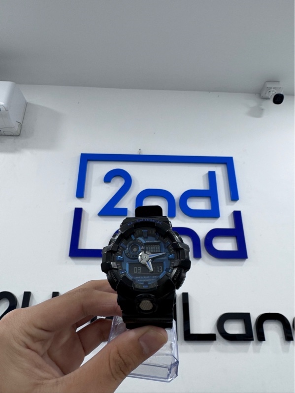 Đồng hồ Casio G-Shock GA-710-1A2DR - Màu đen - Ngoại hình 96% - Trầy xước - Body