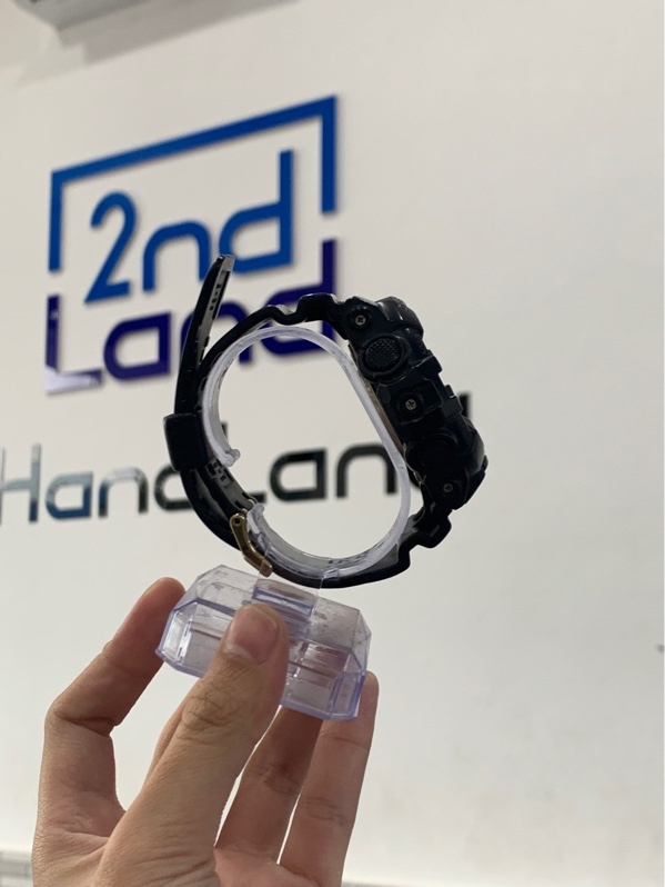 Đồng hồ Casio G-Shock GA-710B-1A9 - Màu đen - Ngoại hình: 96% - Không đèn, không tiếng, nứt dây cao su - Body
