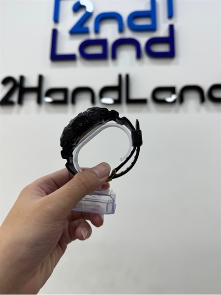 Đồng hồ Casio G-shock GA-710GB-1ADR - 57.5mm - Màu vàng đen - Ngoại hình 97% - Body 2