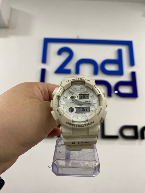 Đồng hồ Casio G-shock GAX-100A - Màu trắng - Ngoại hình 97% - ố vàng nặng, trầy xước, xước kính nhẹ - Body