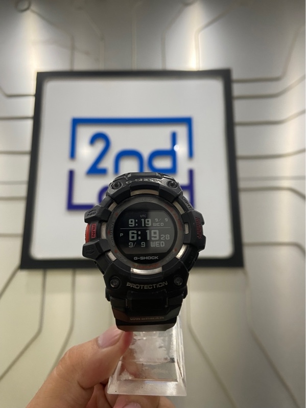 Đồng Hồ Casio G-Shock GBD-100-1 - 46mm - Màu đen - Ngoại hình: 97% - Mặt xước dăm nhẹ + xước thân - Kèm Box