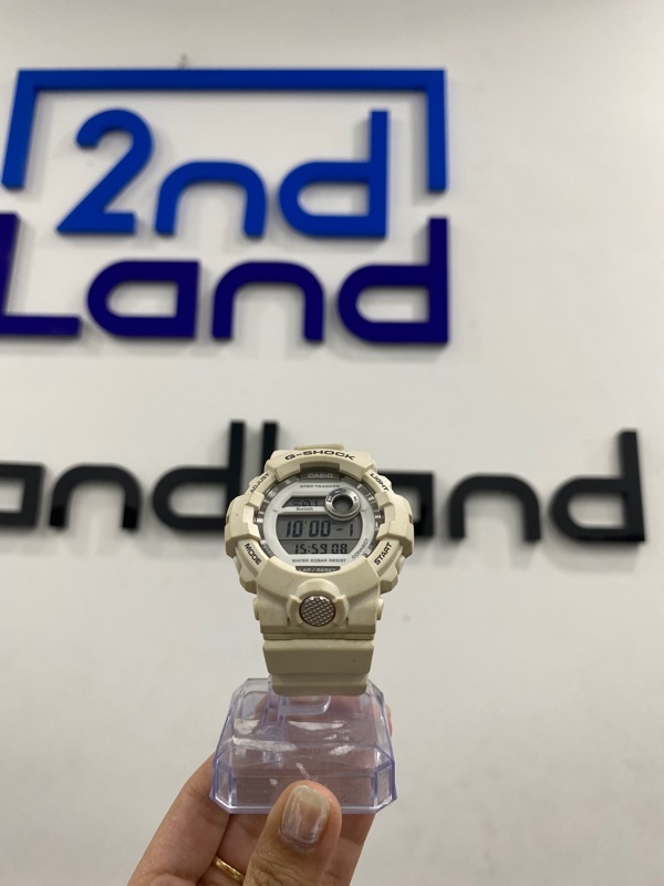 Đồng hồ Casio G-Shock GBD-800-7 - Màu trắng - Ngoại hình 97% - ố vàng , trầy xước - Body