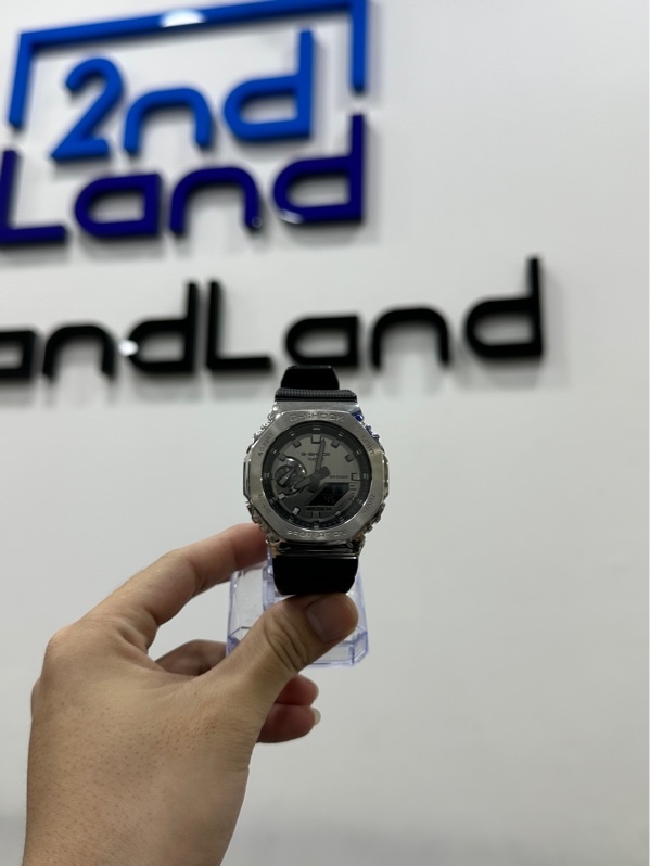 Đồng hồ Casio G-Shock GM-2100-1A - 44mm - Màu bạc - Ngoại hình 97% - Body