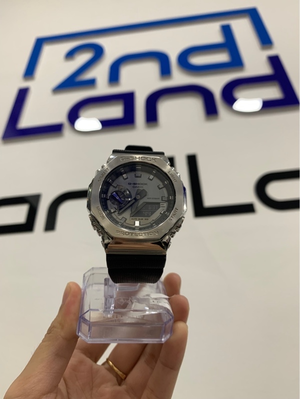 Đồng hồ Casio G-Shock GM-2100 - Màu trắng - Ngoại hình: 98% - Box