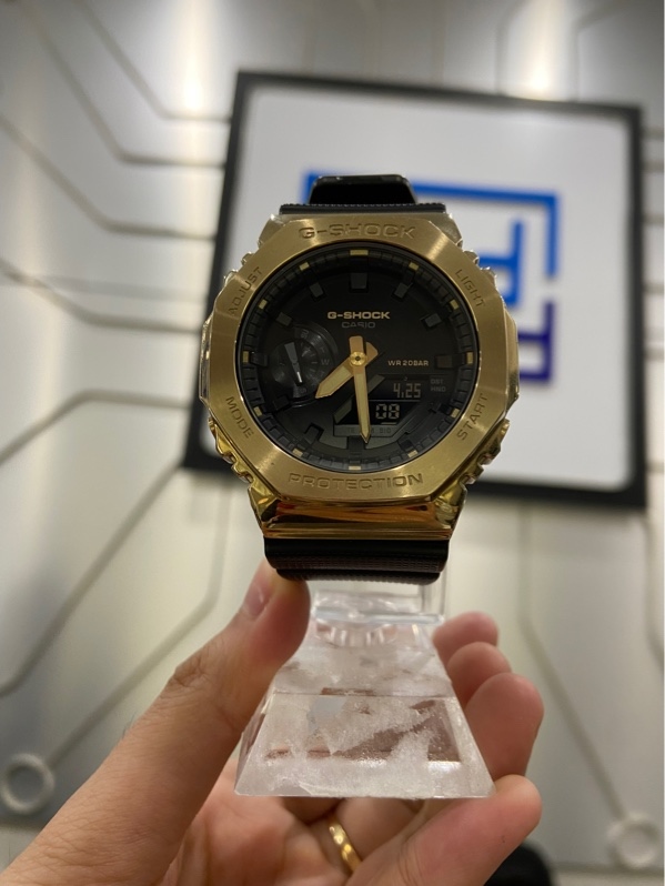 Đồng hồ Casio G-Shock GM-2100G-1A9 - 45mm - Màu vàng - Ngoại hình: 98% - Body