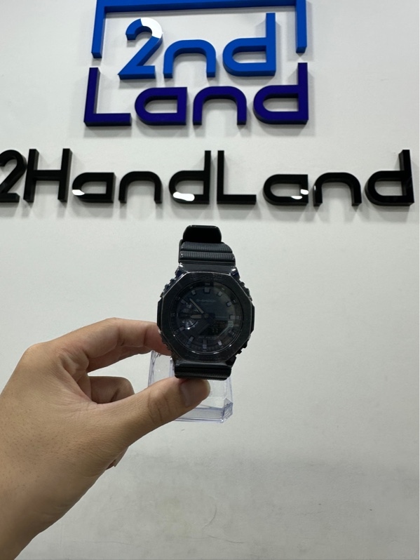 Đồng hồ Casio G-Shock GM-2100N-2A - Màu xanh - Ngoại hình 96% - Viền trầy cấn, mặt kính trầy - Kèm box