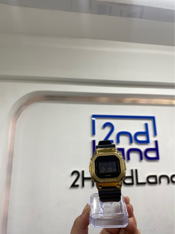 Đồng hồ Casio G-Shock GM-5600G-9DR - 43.2mm - Màu vàng gold - Ngoại hình 97.5% - Body