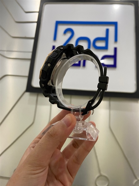 Đồng hồ Casio GBX-100NS-4DR - 46mm - Màu đen vàng gold - Ngoại hình: 97% - Kèm Box 2