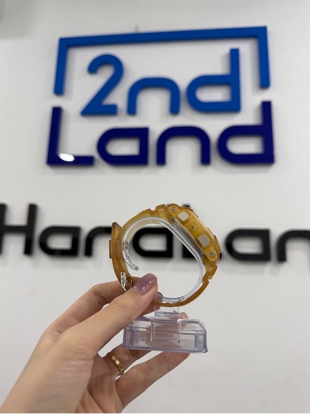 Đồng hồ Casio GMA-S140NC-5A1DR - Màu vàng - Ngoại hình 97% - Dây đổi màu - Body 2