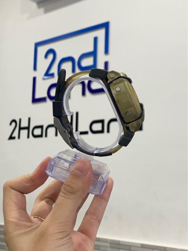 Đồng hồ Casio GShock DW-6900 fox fire - Màu xám - Ngoại hình: 96% - Ố - Body