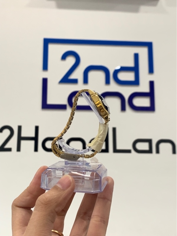 Đồng hồ Casio LA670W - Màu vàng - Ngoại hình: 98% - Body