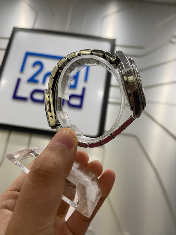Đồng hồ Casio LTP-2088D-7ADVF - Màu bạc - Ngoại hình: 97% - Trầy xước - Body
