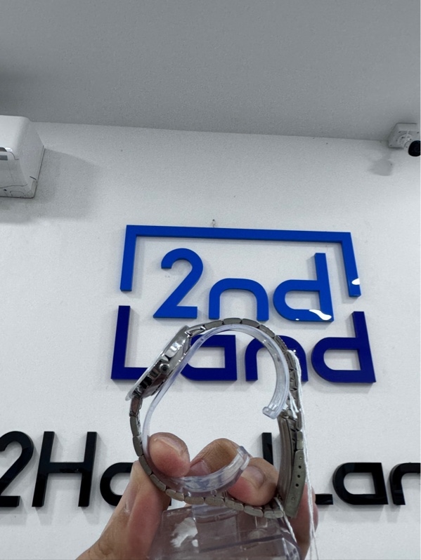 Đồng hồ casio LTP-VT01D - Màu bạc - Ngoại hình 99% - Kèm box - Còn bảo hành you watch tới tháng 3/2027