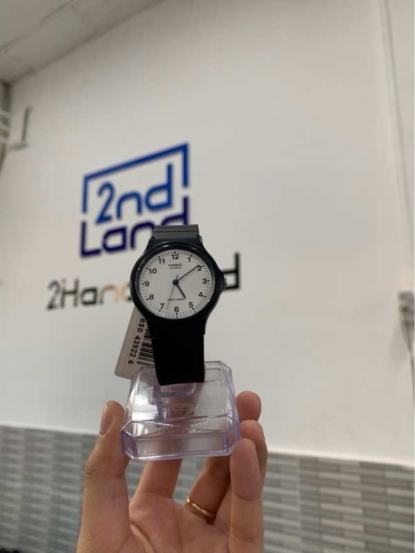 Đồng hồ Casio MQ-24 - 34mm - Màu đen - Ngoại hình: 98% - Mặt trầy - Box