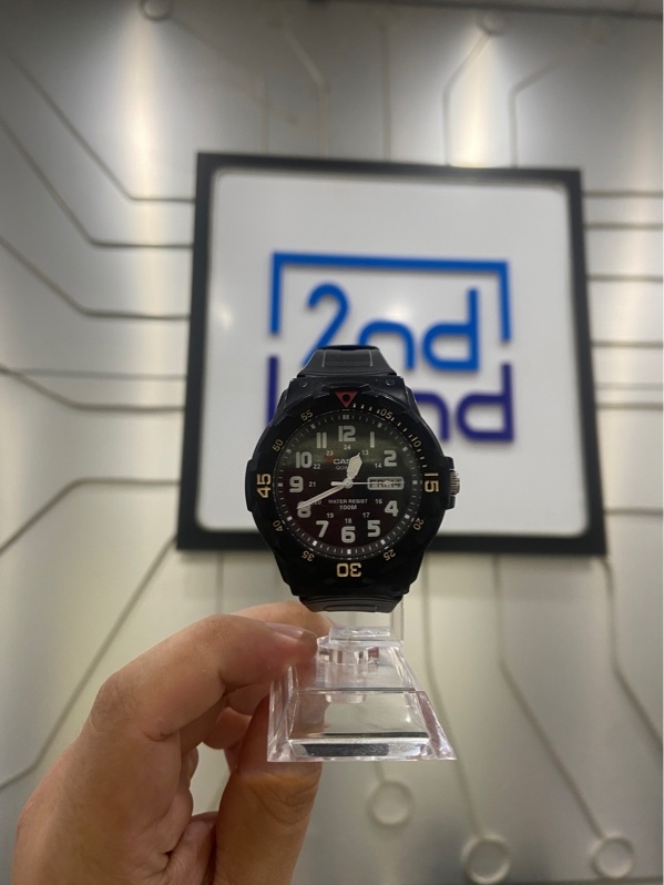 Đồng hồ Casio MRW-200H-1BVDF - Màu đen - Ngoại hình: 97% - Body