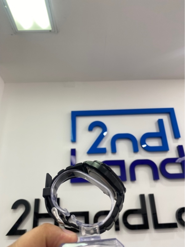 Đồng hồ Casio MRW-200H-1BVDF - Màu đen - Ngoại hình: 97% - Xước kính, sườn, lưng - Body