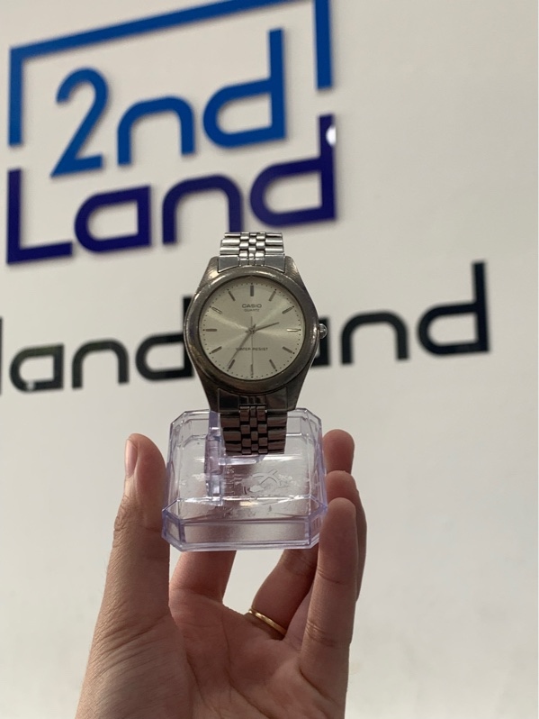 Đồng hồ Casio MTP-1129 - Màu bạc - Ngoại hình: 96% - Gỉ sét - Body
