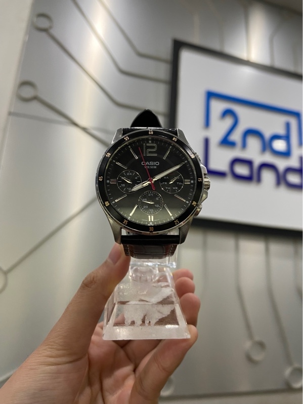 Đồng hồ Casio MTP-1374L - 43mm - Màu bạc - Ngoại hình: 97% - Xước mặt sau, xước mặt trước nhẹ - Body