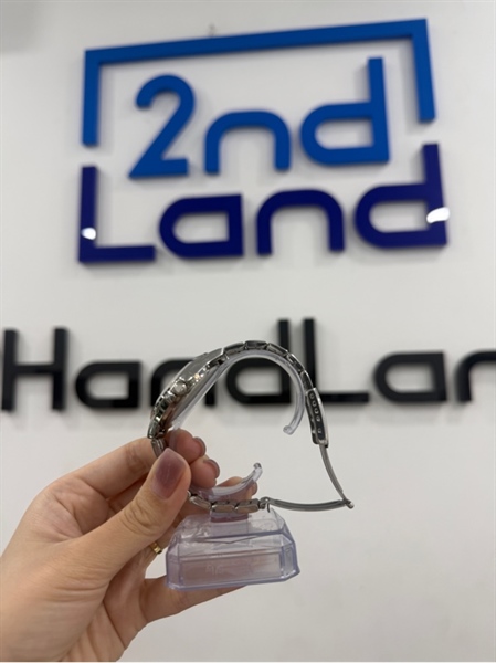 Đồng hồ Casio MTP-1381D-7AVDF - Màu bạc - Ngoại hình 97% viền trầy nhẹ , dây trầy , màn trầy 1 đường dài - Body 1